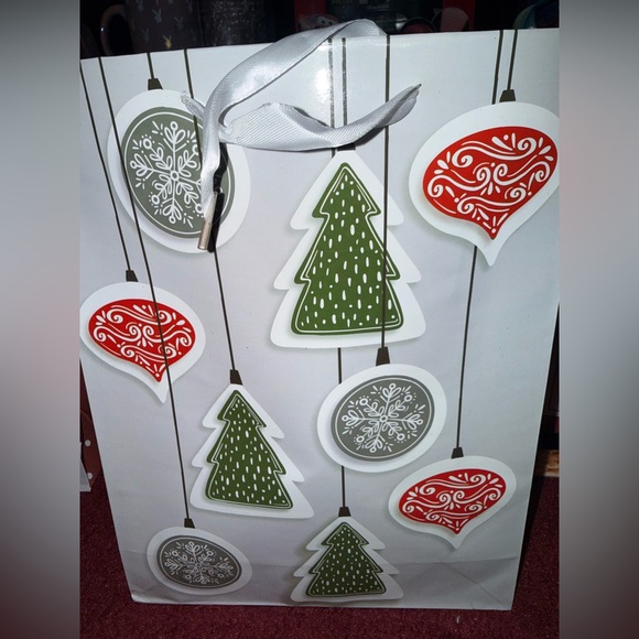 NWT “Santa Claus is Coming to Town” You Pick It Bag - Picture 4 of 4